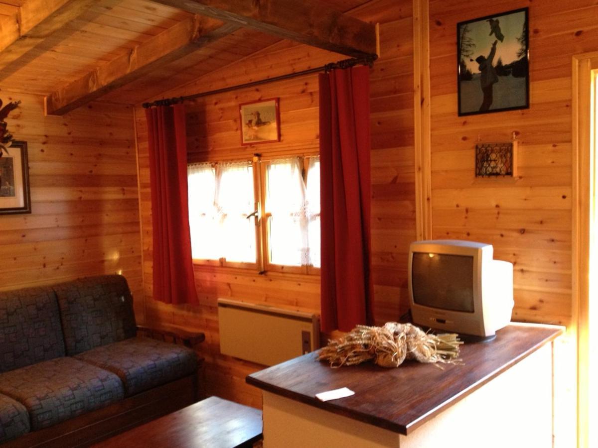 Вілла Lo Chalet Dello Sciatore Borgata Sestriere Екстер'єр фото